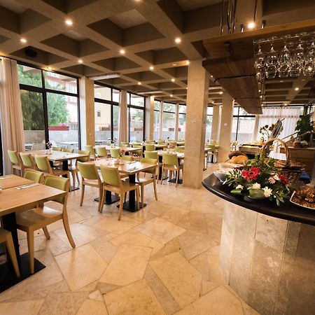 Ramon Suites By Smart Hotels Мицпе Рамон Екстериор снимка