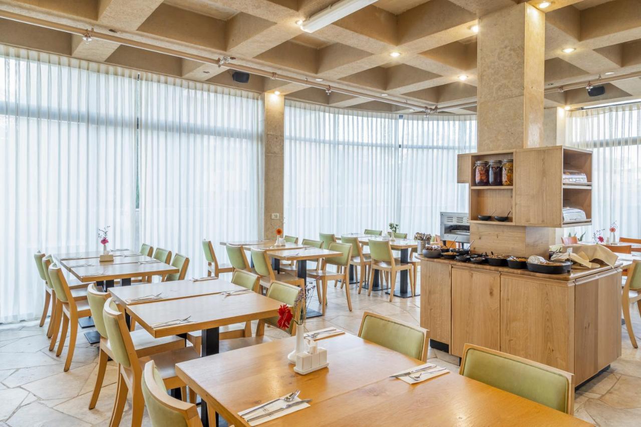 Ramon Suites By Smart Hotels Мицпе Рамон Екстериор снимка