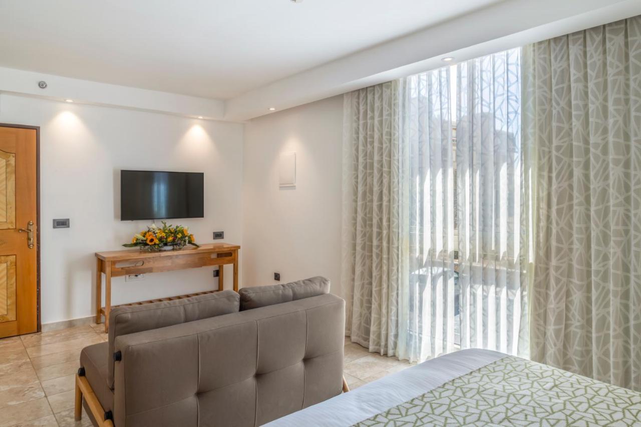 Ramon Suites By Smart Hotels Мицпе Рамон Екстериор снимка