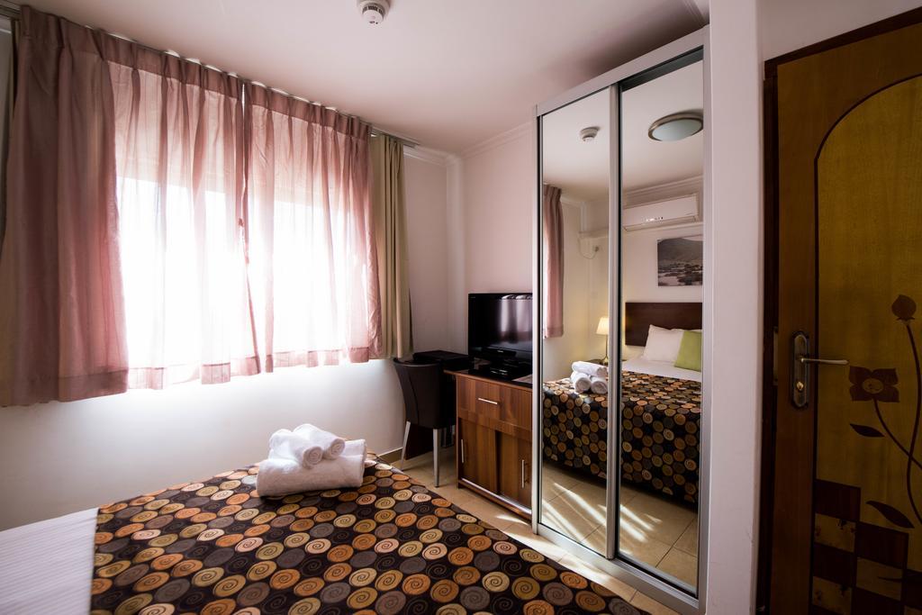 Ramon Suites By Smart Hotels Мицпе Рамон Екстериор снимка