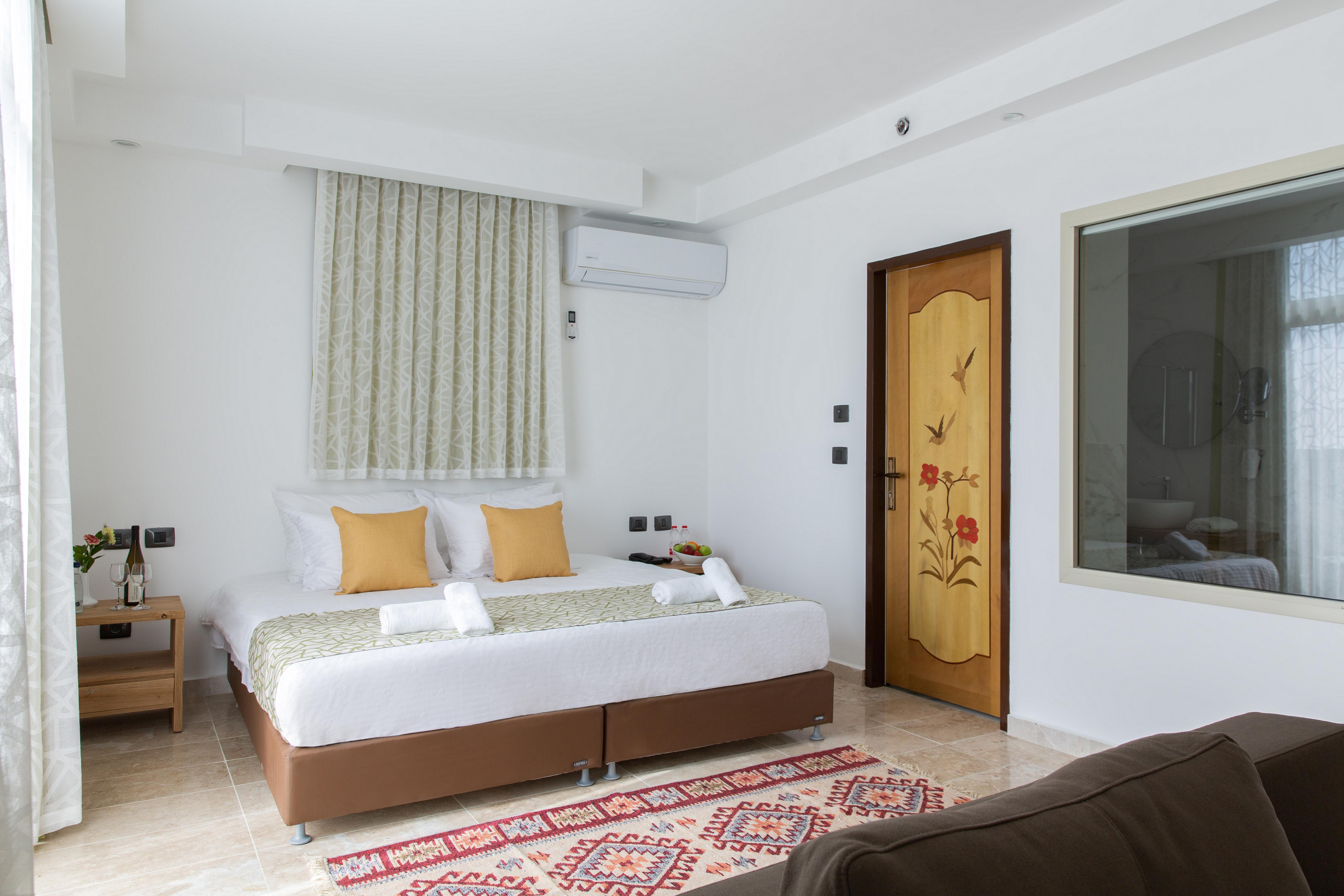 Ramon Suites By Smart Hotels Мицпе Рамон Екстериор снимка