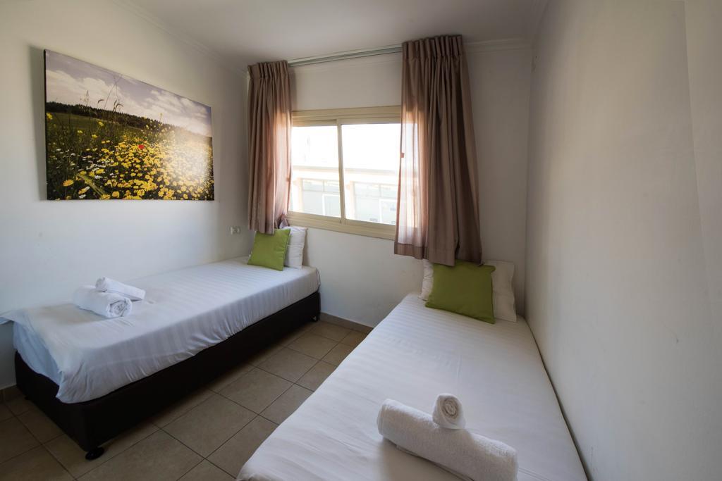 Ramon Suites By Smart Hotels Мицпе Рамон Екстериор снимка
